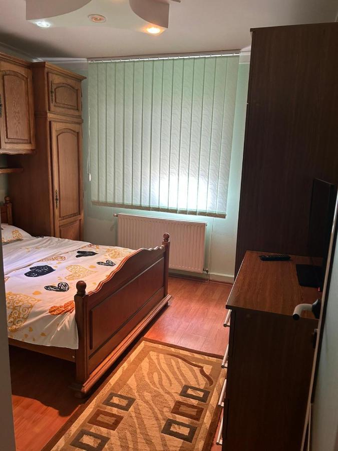 Apartament Onesti Exterior foto
